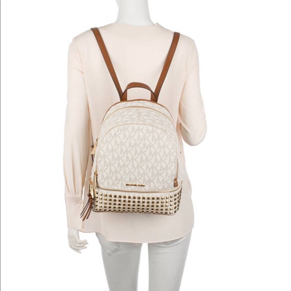 ✨Sale✨Michael Kors Rhea Zip Pyramid Stud Backpack